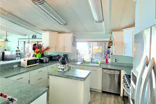 5830 Robin Hill, Lakeport, CA 95453 - Photo 2