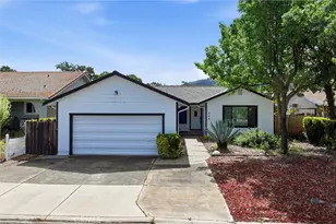 564 Keys, Clearlake Oaks, CA 95423 - Photo 2
