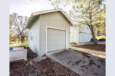 15518 Little Peak, Hidden Valley Lake, CA 95467 - Photo 4