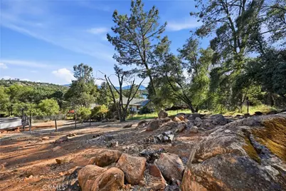 18685 Oak Grove, Hidden Valley Lake, CA 95467 - Photo 22