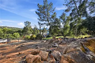 18685 Oak Grove, Hidden Valley Lake, CA 95467 - Photo 22