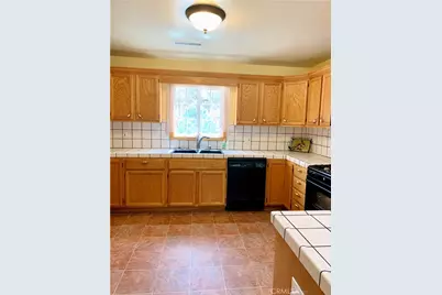 18076 Vista Point Ct, Hidden Valley Lake, CA 95467 - Photo 10