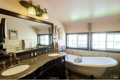 19400 Scenic Drive, Redwood Valley, CA 95470 - Photo 32