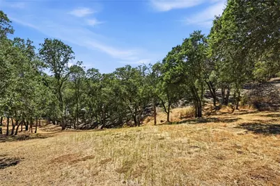 18325 Pinnacle Court, Hidden Valley Lake, CA 95467 - Photo 32