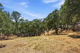 18325 Pinnacle Ct, Hidden Valley Lake, CA 95467 - Photo 32