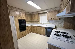 5647 Jones, Clearlake, CA 95422 - Photo 10