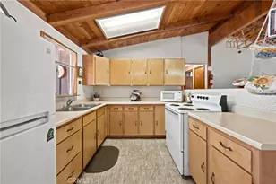 12390 Ridge Rd, Middletown, CA 95461 - Photo 14