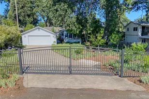 2637 Lakeshore Blvd, Lakeport, CA 95453 - Photo 16