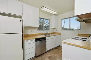 18483 Park Point Ct, Hidden Valley Lake, CA 95467 - Photo 8