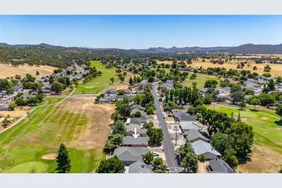 18210 Deer Hollow Road, Hidden Valley Lake, CA 95467 - Photo 10