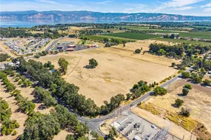 1090 Big Valley Rd, Lakeport, CA 95453 - Photo 8