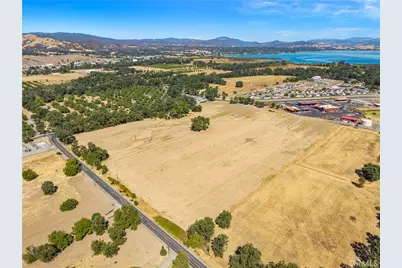 1090 Big Valley Rd, Lakeport, CA 95453 - Photo 14