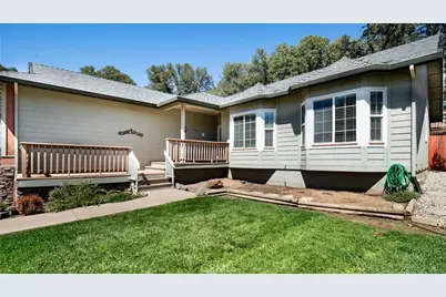 19516 Mountain Meadow N., Hidden Valley Lake, CA 95467 - Photo 32