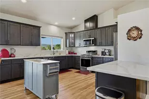 18733 Hidden Valley Rd, Hidden Valley Lake, CA 95467 - Photo 12