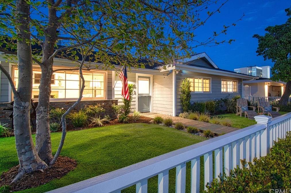 436 Cambridge Cir, Costa Mesa, CA 92627-3221