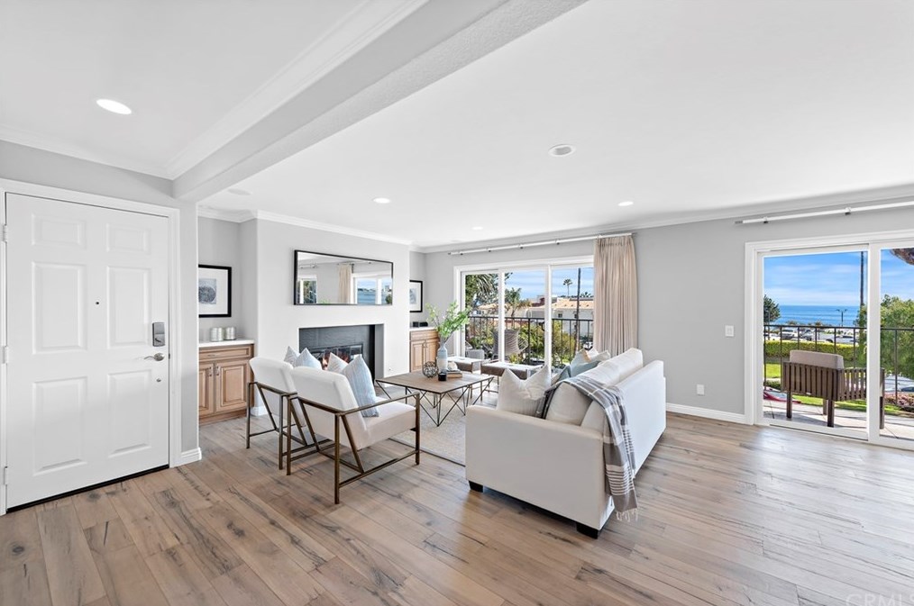 280 Cliff Dr, Laguna Beach, CA 92651-1890