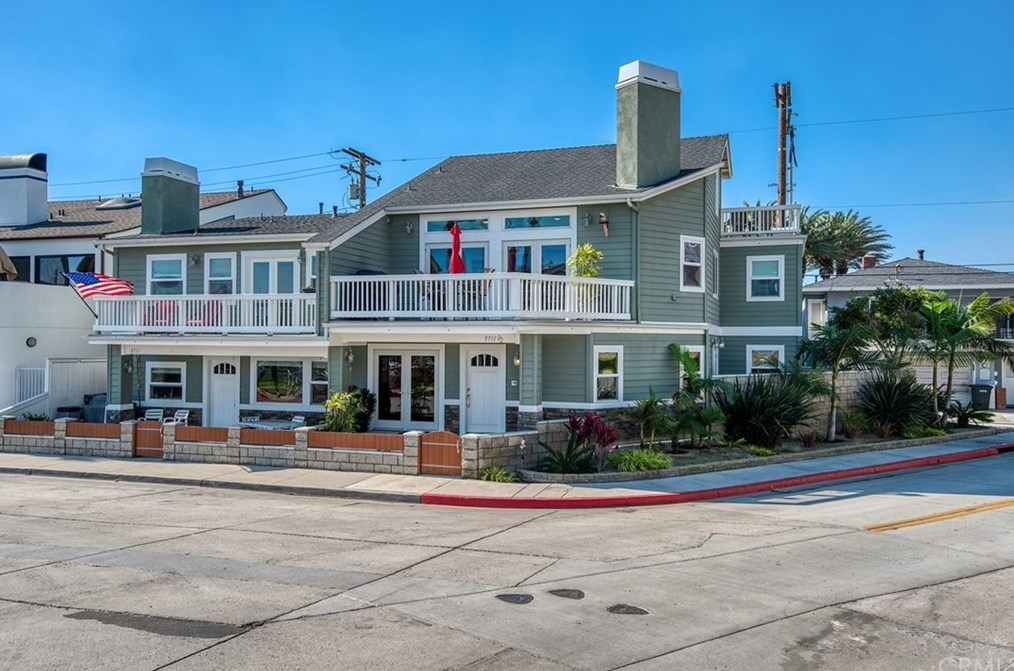 3711 Lake Ave, Newport Beach, CA 92663