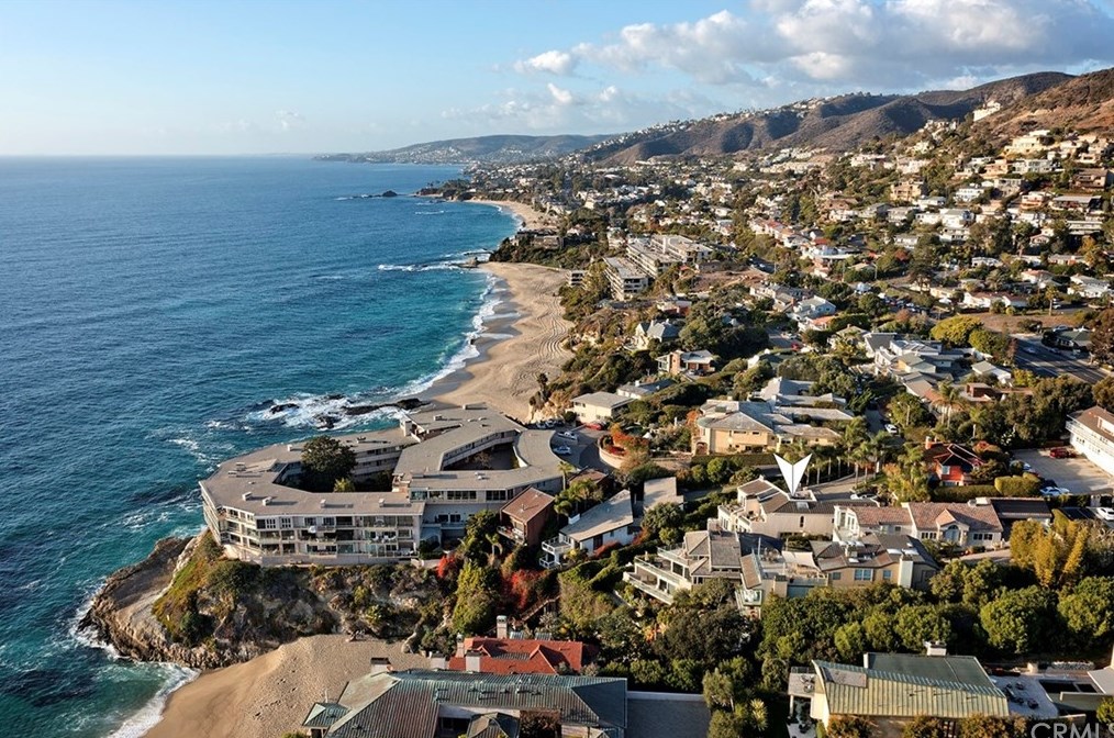 31597 Table Rock Dr, Laguna Beach CA  92651-8328 exterior