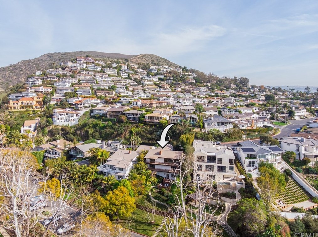 247 Emerald Bay, Laguna Beach CA  92651-1210 exterior