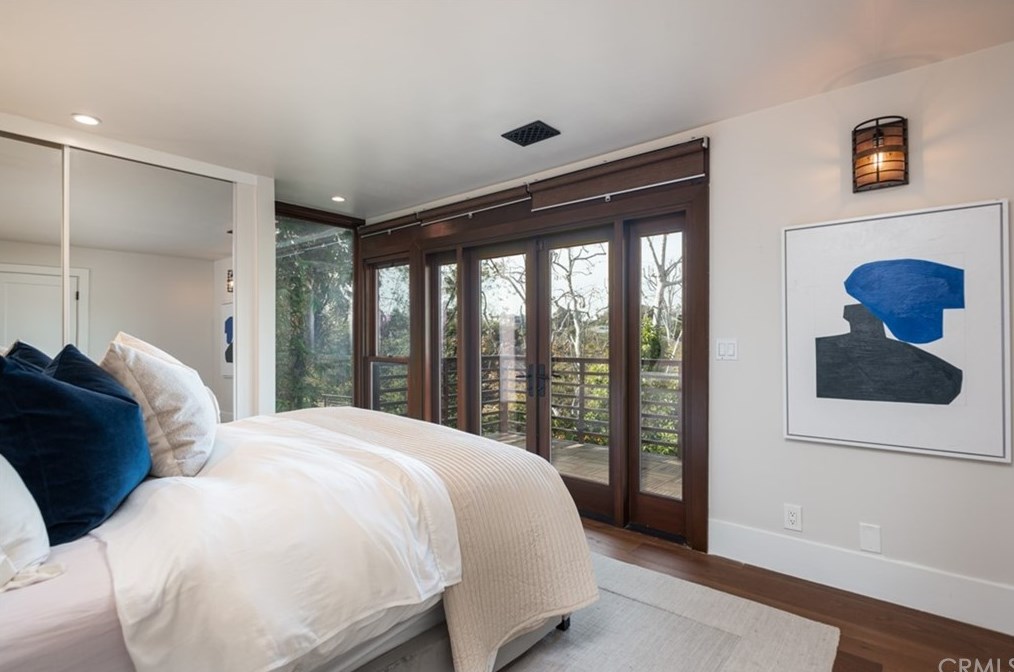 247 Emerald Bay, Laguna Beach CA  92651-1210 exterior