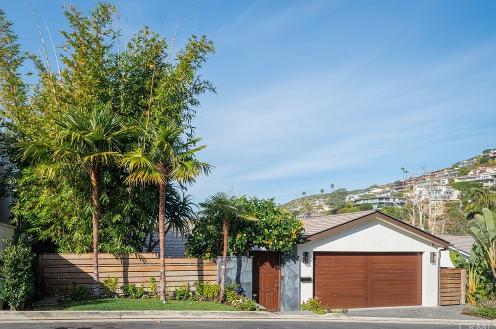 247 Emerald Bay, Laguna Beach CA  92651-1210 exterior