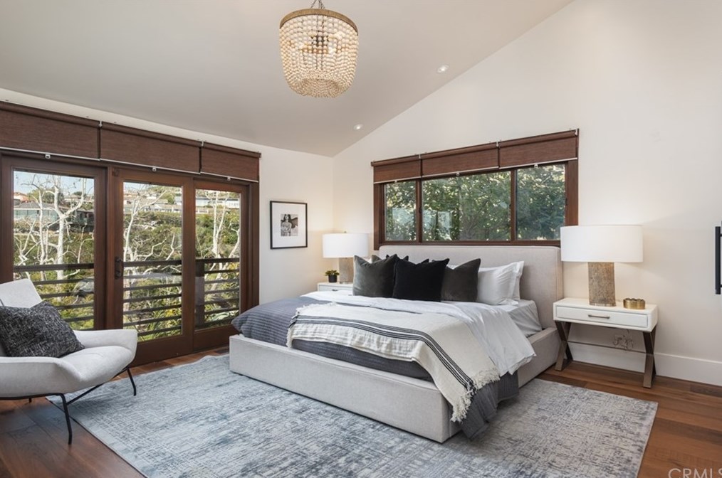247 Emerald Bay, Laguna Beach CA  92651-1210 exterior