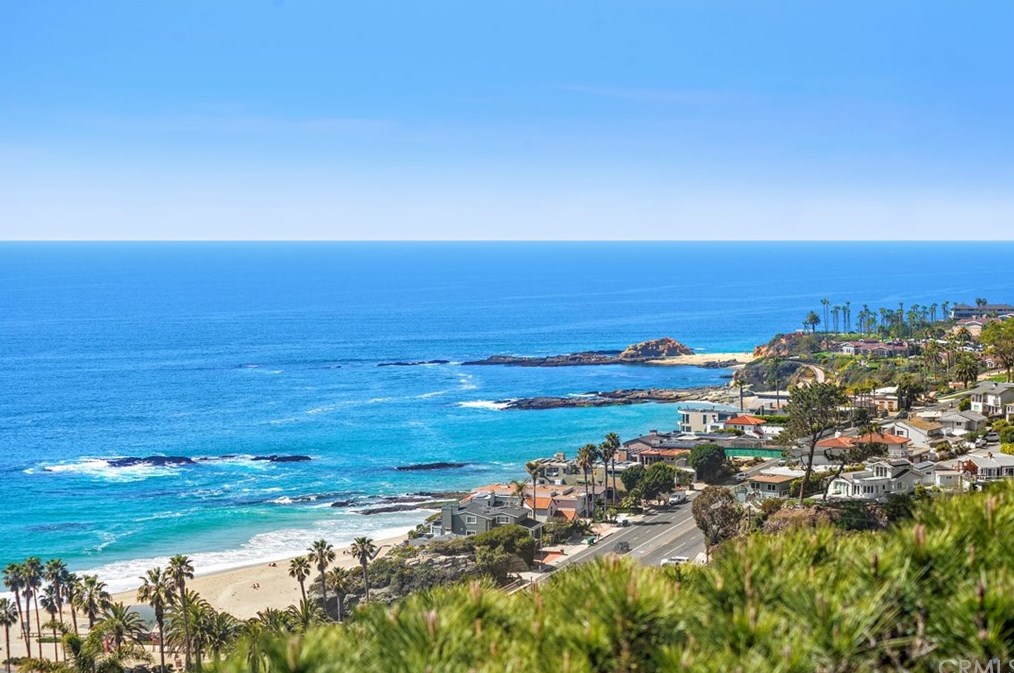 31171 Holly Dr, Laguna Beach, CA 92651-6938