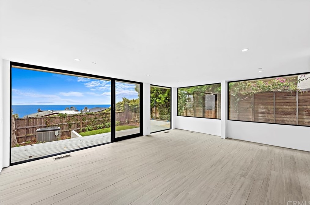 194 Sunset Ter, Laguna Beach, CA 92651