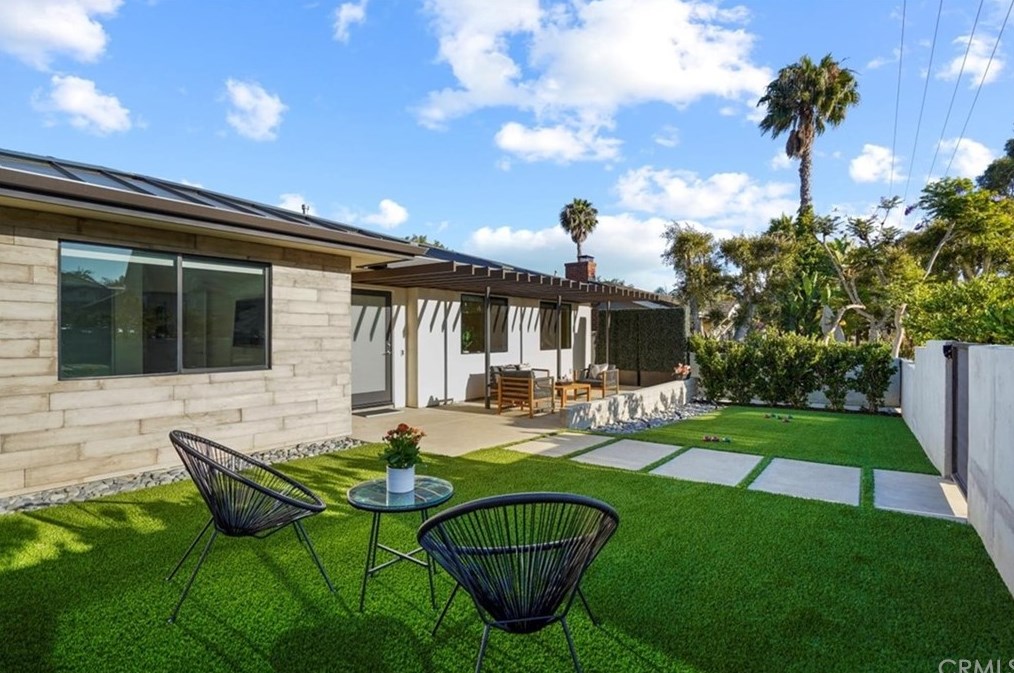 361 Aster St, Laguna Beach, CA 92651-1714