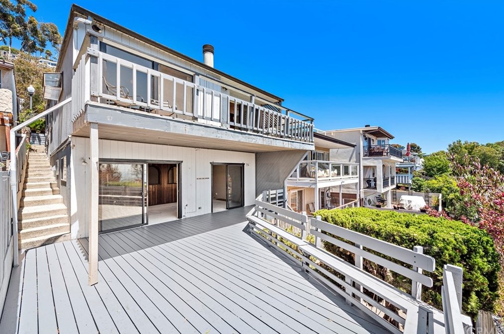 2845 Rounsevel Ter, Laguna Beach CA  92651-4127 exterior