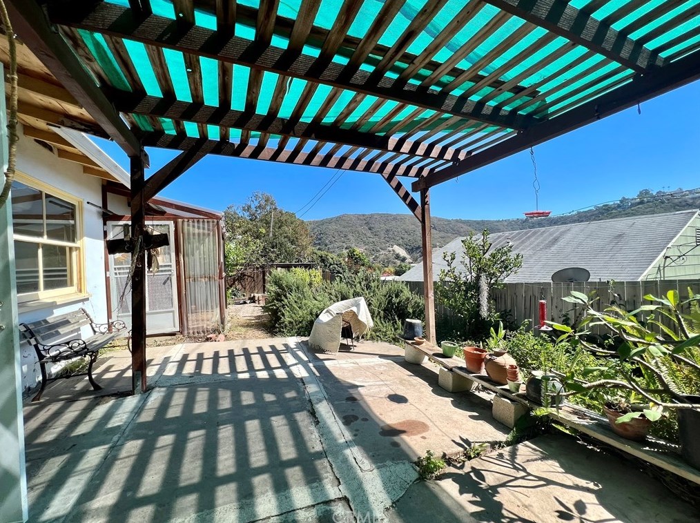 1480 Bluebird Canyon Dr, Laguna Beach, CA 92651-3007