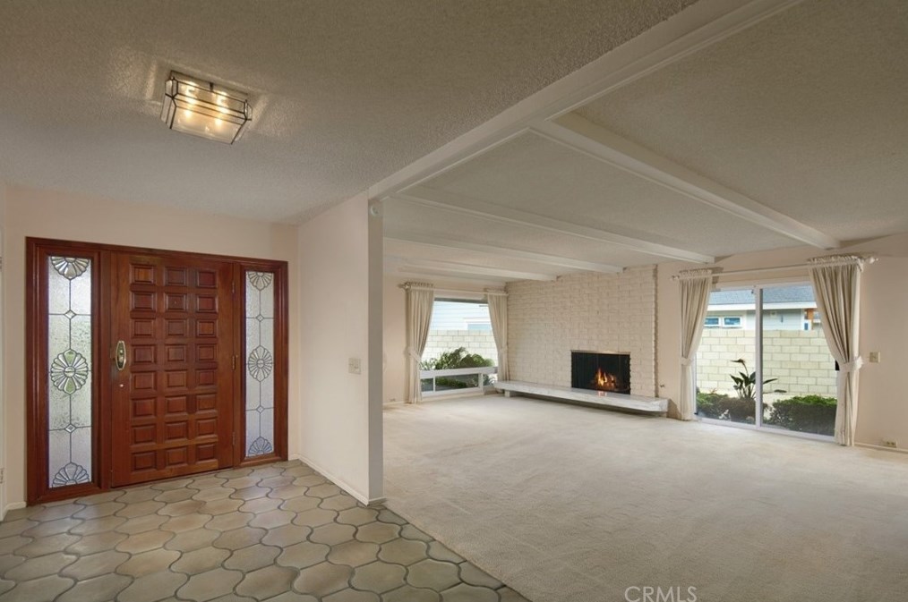 807 Aldebaran Circle, Newport Beach, CA 92660