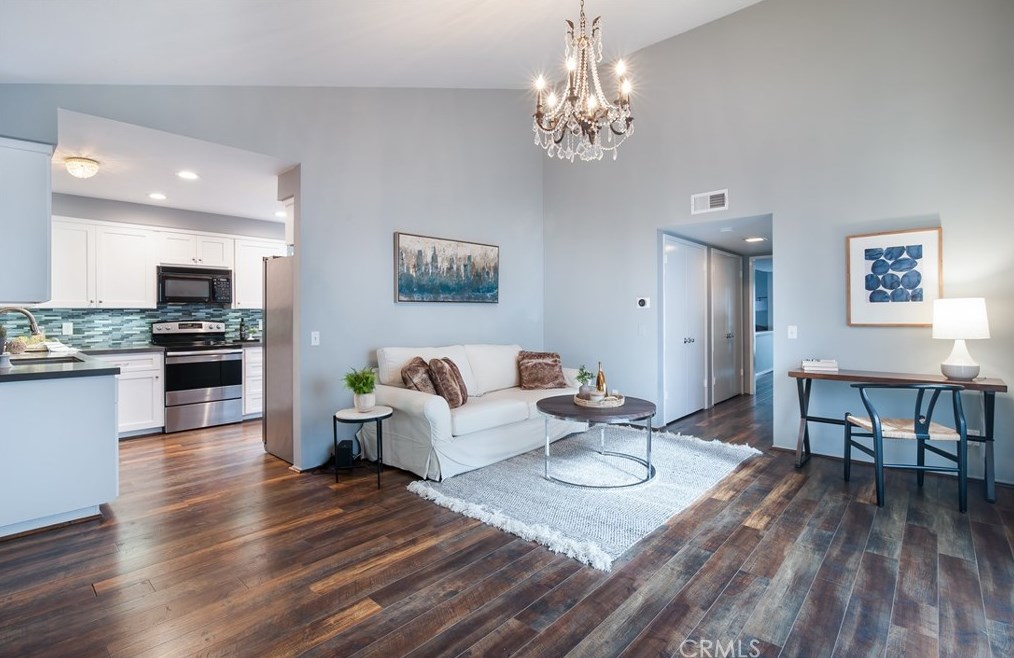 18901 Antioch Dr, Irvine, CA 92603