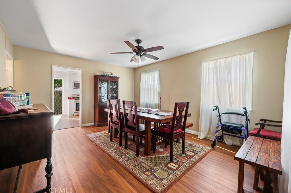 6112 Apache Rd, Westminster, CA 92683-1918