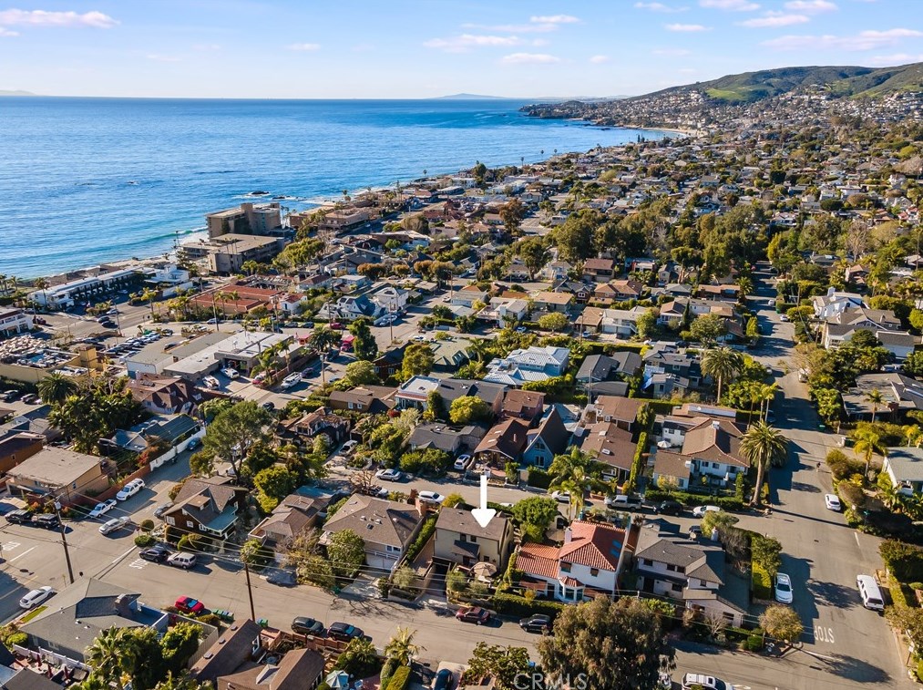 365 Flora St, Laguna Beach, CA 92651-3217