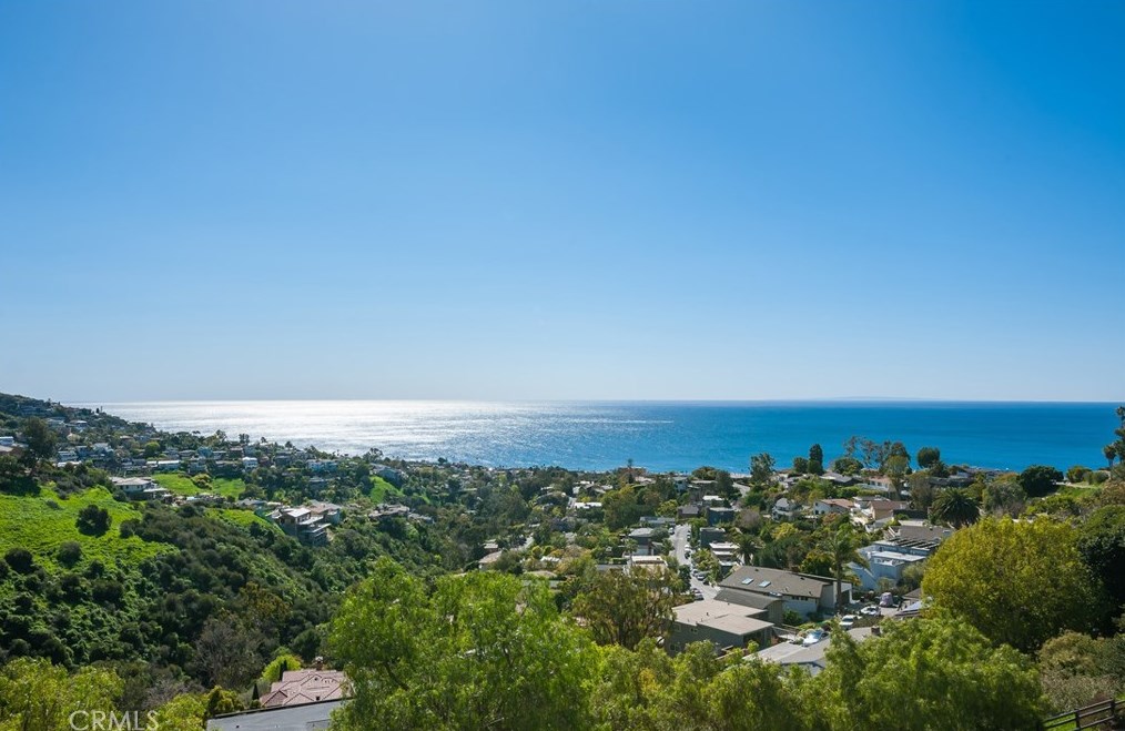 1814 Rim Rock Canyon Rd, Laguna Beach, CA 92651-2831