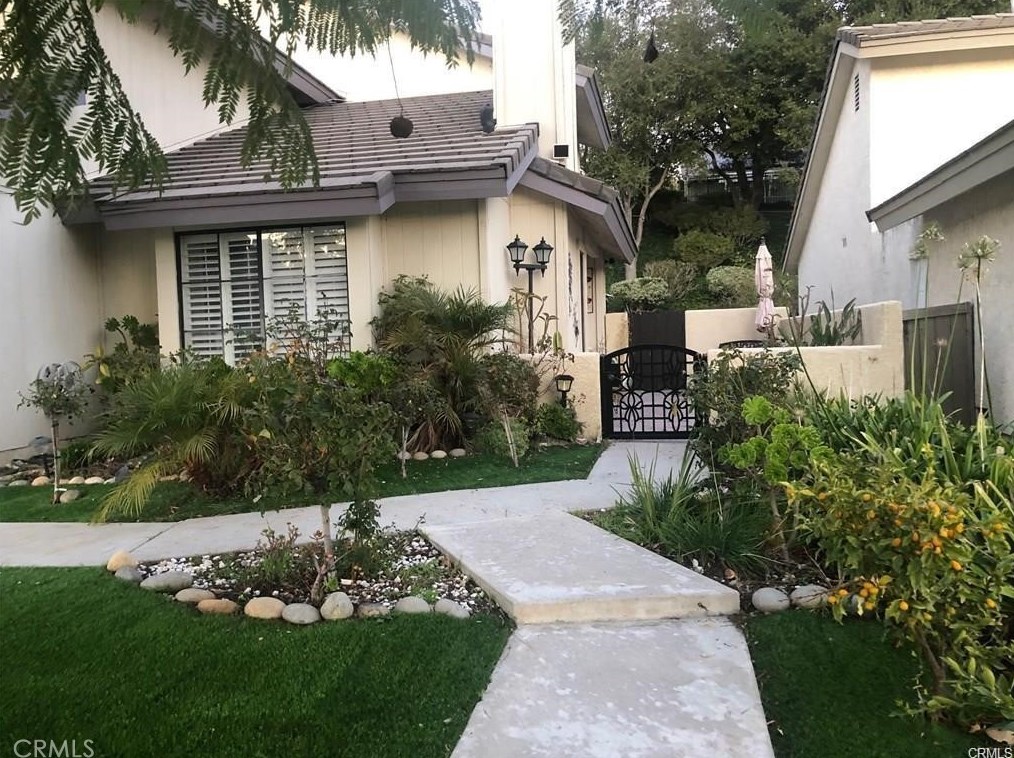 408 Oak Haven Ct, Calabasas, CA 91377