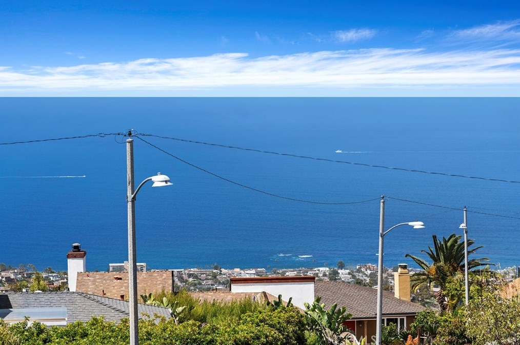 2830 Chateau Way, Laguna Beach, CA 92651