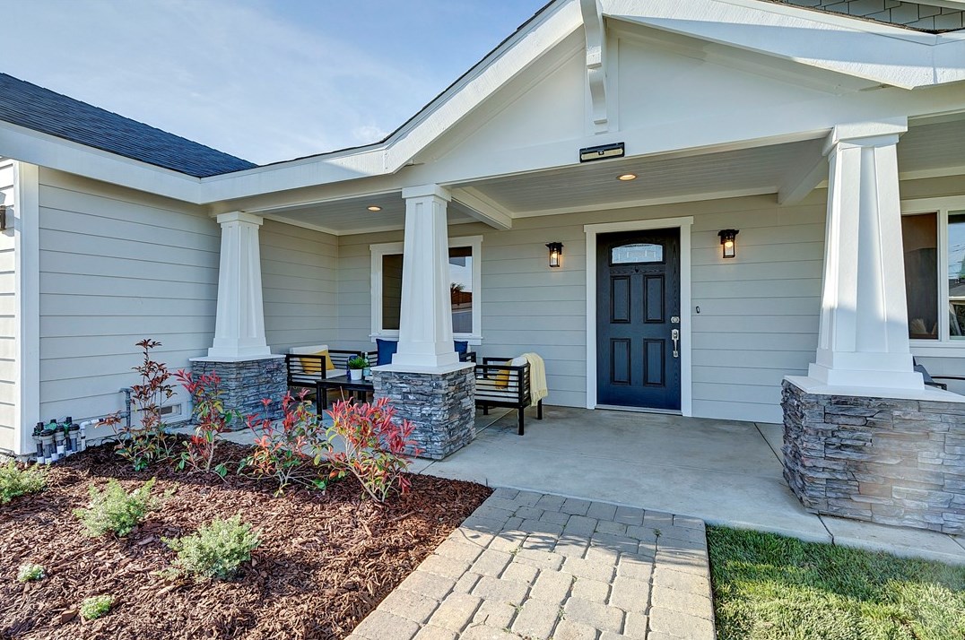 5051 Olga Ave, Cypress, CA 90630
