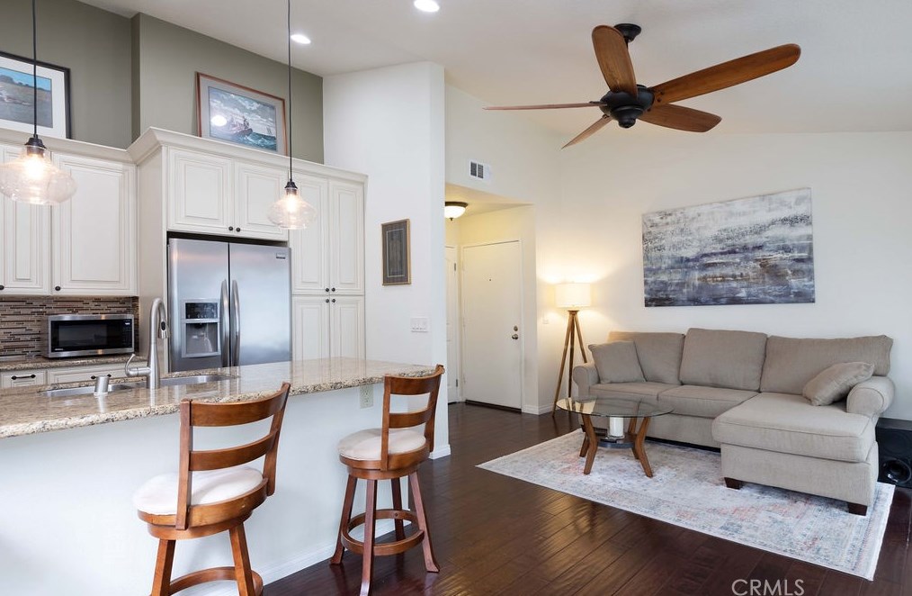 67 Brighton Pl, Laguna Beach, CA 92677-4713