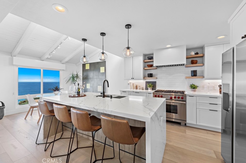 21625 Ocean Vista Dr, Laguna Beach, CA 92651-8153