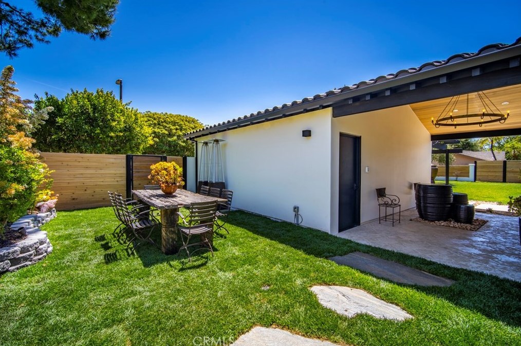 30511 Paseo Del Valle, Laguna Beach CA  92677-2314 exterior