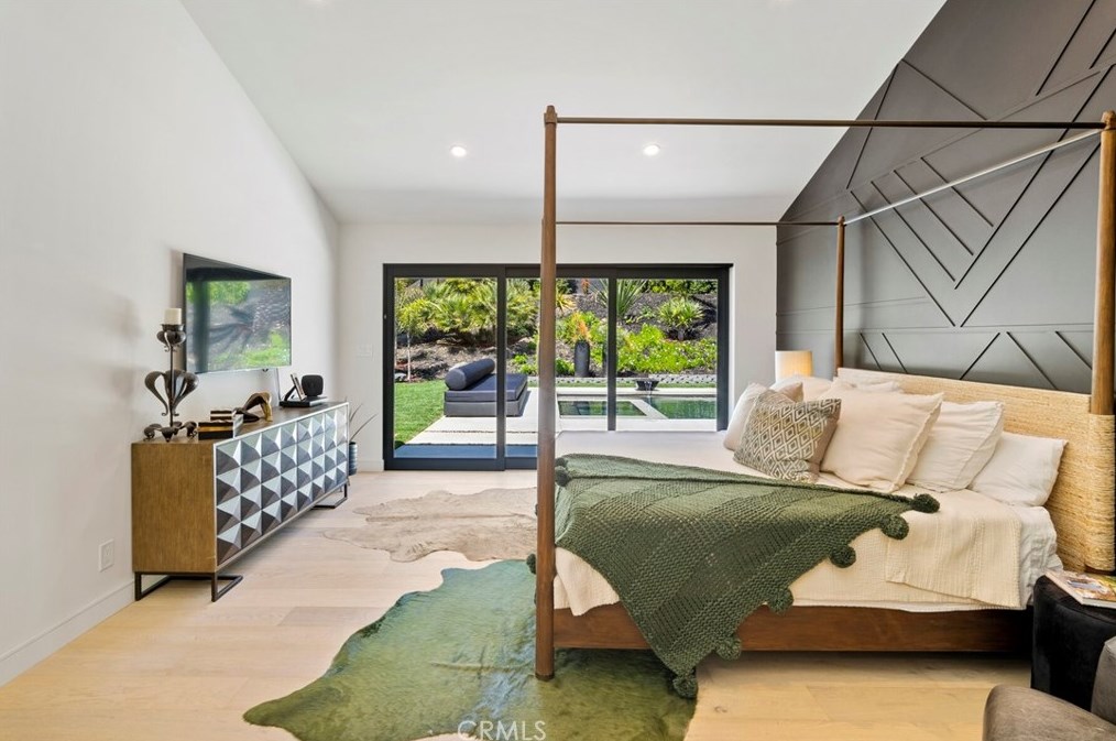 30511 Paseo Del Valle, Laguna Beach CA  92677-2314 exterior