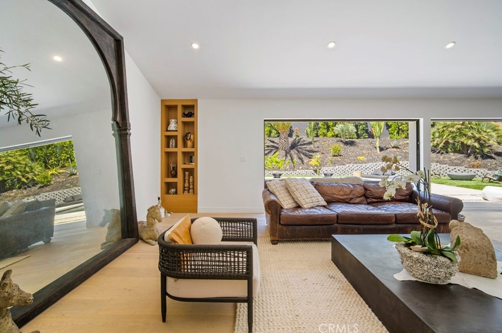 30511 Paseo Del Valle, Laguna Beach CA  92677-2314 exterior