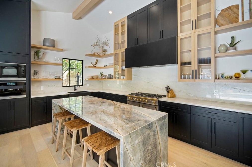 30511 Paseo Del Valle, Laguna Beach CA  92677-2314 exterior