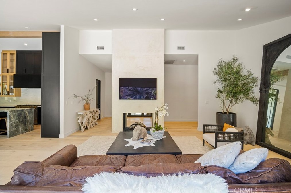 30511 Paseo Del Valle, Laguna Beach CA  92677-2314 exterior