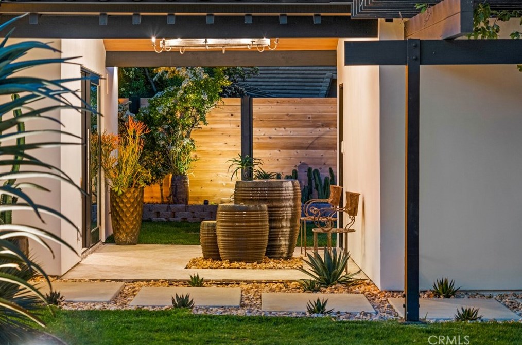 30511 Paseo Del Valle, Laguna Beach CA  92677-2314 exterior