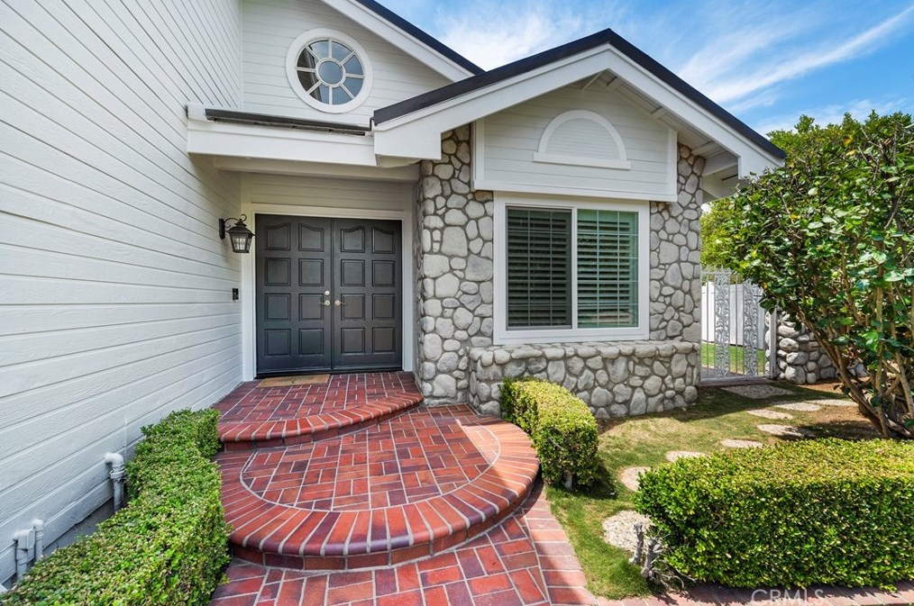 60 Richmond Hill, Laguna Beach, CA 92677