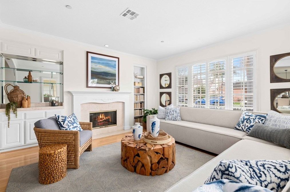 111 5th St, Seal Beach, CA 90740