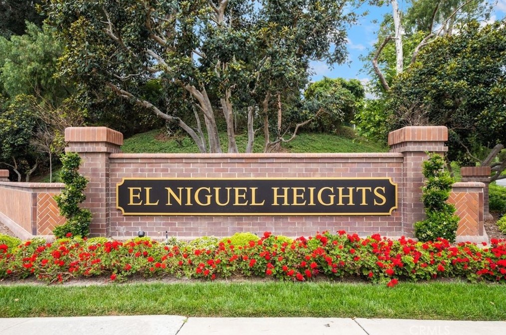 31172 Doral Pl, Laguna Beach, CA 92677-2435